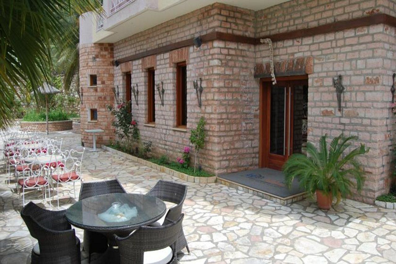 Hotel Panorama Sarande 4*